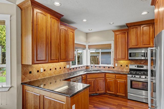 5685 Crossler Court S, Salem, OR 97306