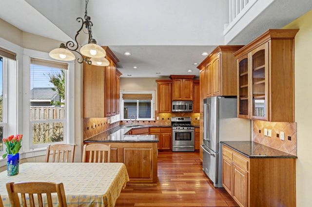 5685 Crossler Court S, Salem, OR 97306