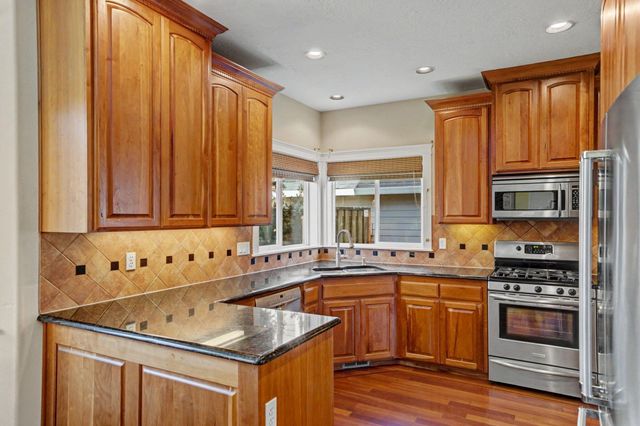 5685 Crossler Court S, Salem, OR 97306