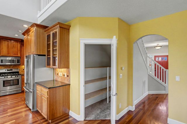 5685 Crossler Court S, Salem, OR 97306