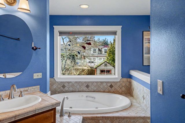 5685 Crossler Court S, Salem, OR 97306