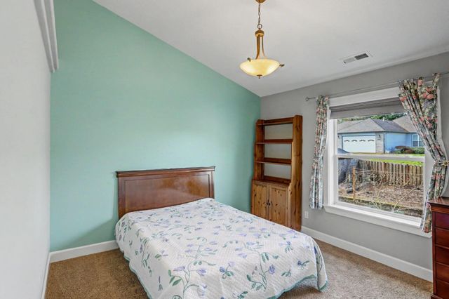 5685 Crossler Court S, Salem, OR 97306