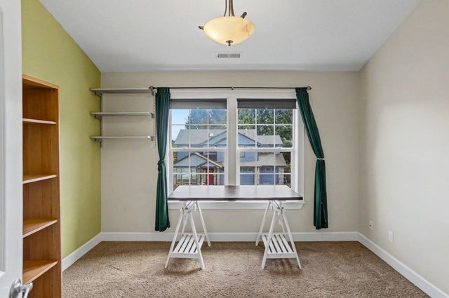 5685 Crossler Court S, Salem, OR 97306