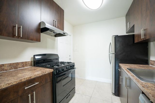 201 SW 7TH Street 9, Boca Raton, FL 33432
