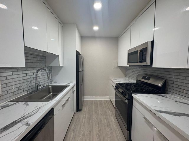201 SW 7TH Street 9, Boca Raton, FL 33432