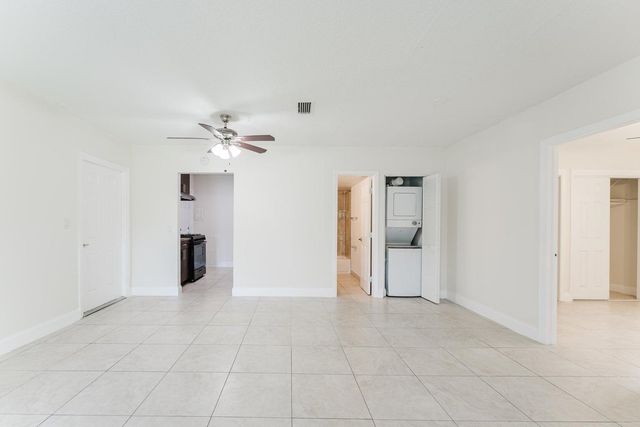 201 SW 7TH Street 9, Boca Raton, FL 33432