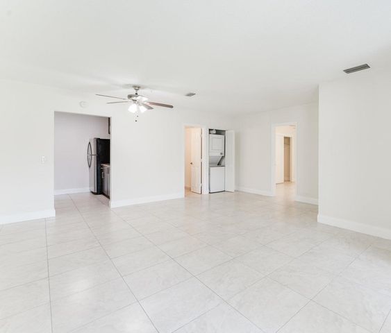 201 SW 7TH Street 9, Boca Raton, FL 33432