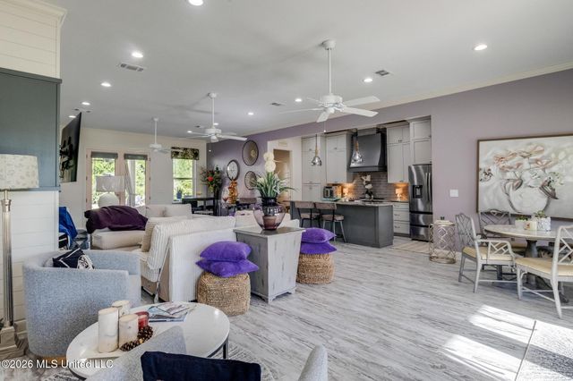 122 Seaside Oaks Drive, Pass Christian, MS 39571