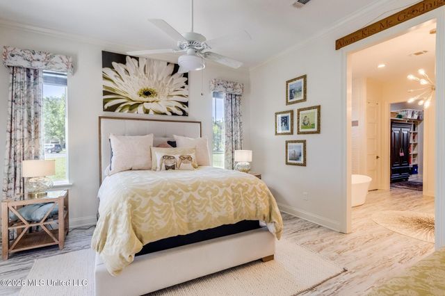 122 Seaside Oaks Drive, Pass Christian, MS 39571