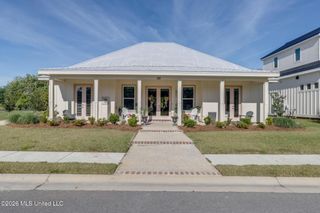 122 Seaside Oaks Drive, Pass Christian, MS 39571