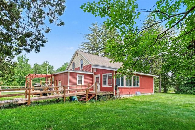 11539 Apple Avenue, Ravenna, MI 49451