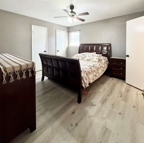 901 Gregory Avenue, Bedford, TX 76022