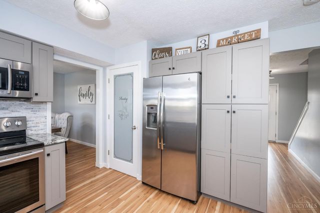 4888 Meadow Vista Court, Liberty Twp, OH 45011