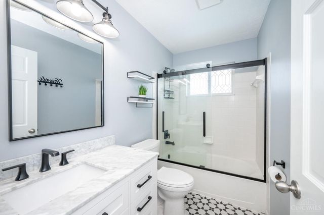 4888 Meadow Vista Court, Liberty Twp, OH 45011