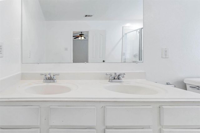 8115 Barnes Ridge Lane, Houston, TX 77072