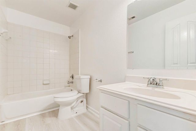 8115 Barnes Ridge Lane, Houston, TX 77072