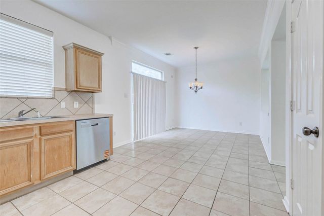 8115 Barnes Ridge Lane, Houston, TX 77072