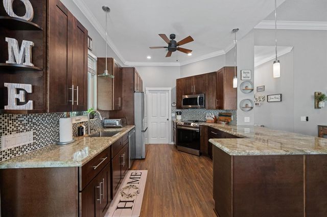 8488 Beaconhill Road, Palm Beach Gardens, FL 33410