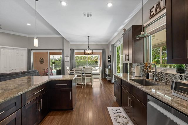 8488 Beaconhill Road, Palm Beach Gardens, FL 33410