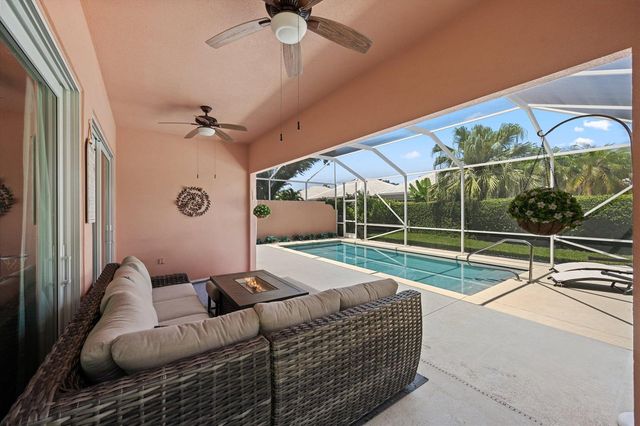 8488 Beaconhill Road, Palm Beach Gardens, FL 33410