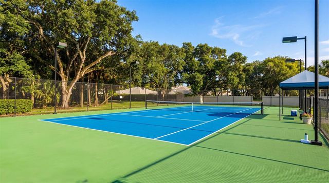8488 Beaconhill Road, Palm Beach Gardens, FL 33410