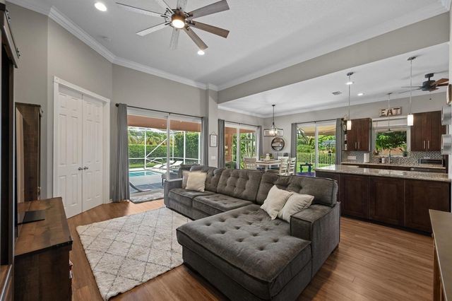8488 Beaconhill Road, Palm Beach Gardens, FL 33410