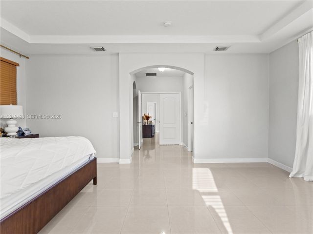 8542 NW 111th Court, Doral, FL 33178