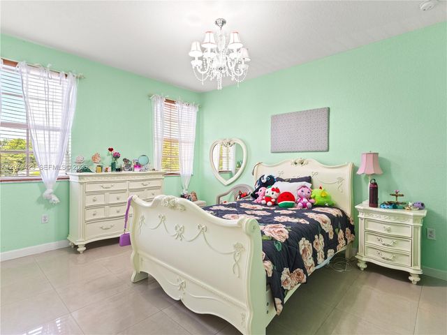 8542 NW 111th Court, Doral, FL 33178