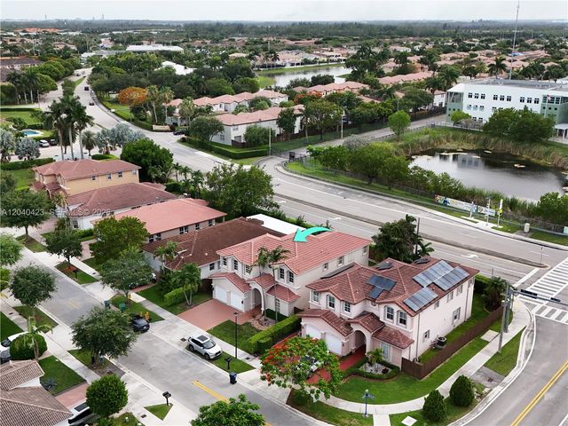 8542 NW 111th Court, Doral, FL 33178