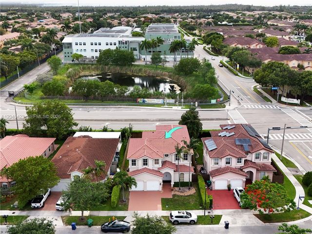 8542 NW 111th Court, Doral, FL 33178
