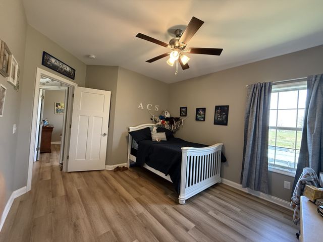731 Mount Vernon Rd, Bethpage, TN 37022