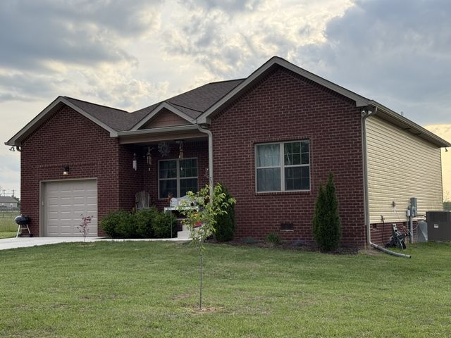 731 Mount Vernon Rd, Bethpage, TN 37022