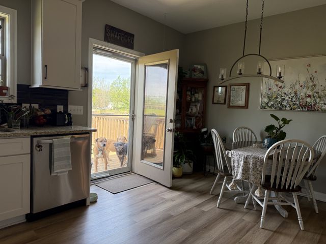 731 Mount Vernon Rd, Bethpage, TN 37022