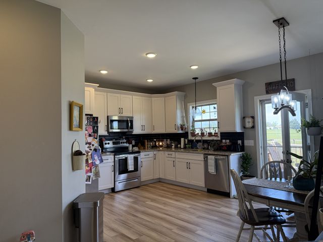 731 Mount Vernon Rd, Bethpage, TN 37022