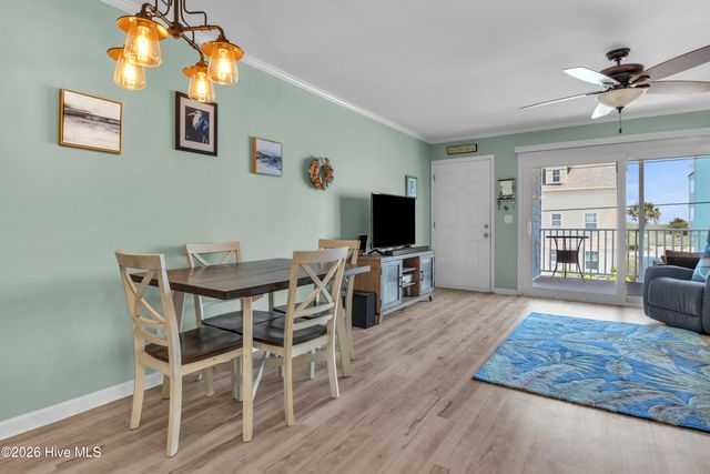 1305 Carolina Beach Avenue N Apt 1a, Carolina Beach, NC 28428