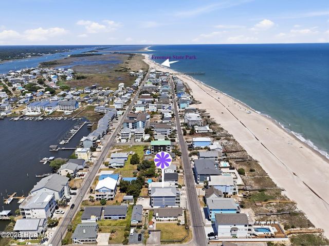 1305 Carolina Beach Avenue N Apt 1a, Carolina Beach, NC 28428