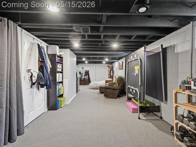 14886 Arlington Avenue, Allen Park, MI 48101