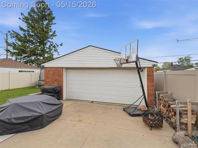 14886 Arlington Avenue, Allen Park, MI 48101