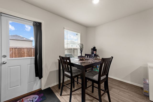 1831 Ballinger Drive, Forney, TX 75126