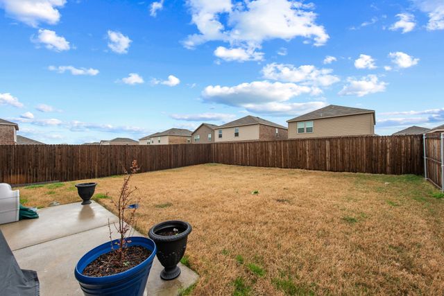 1831 Ballinger Drive, Forney, TX 75126