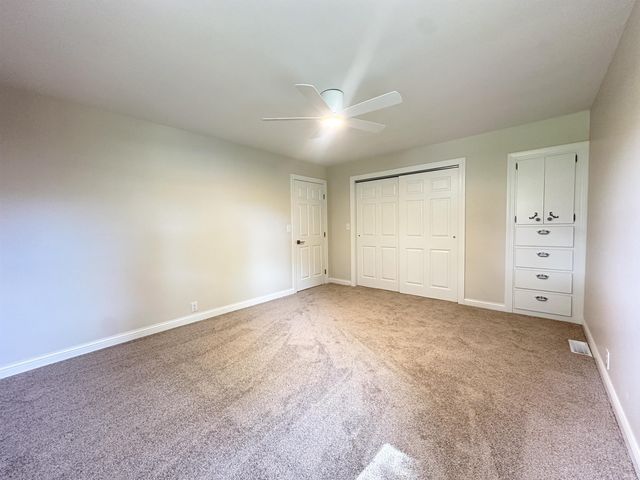 3600 W Petty Road, Muncie, IN 47304