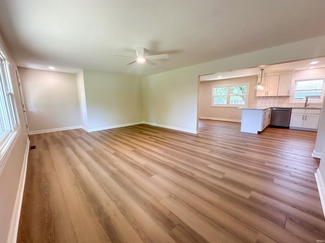 3600 W Petty Road, Muncie, IN 47304