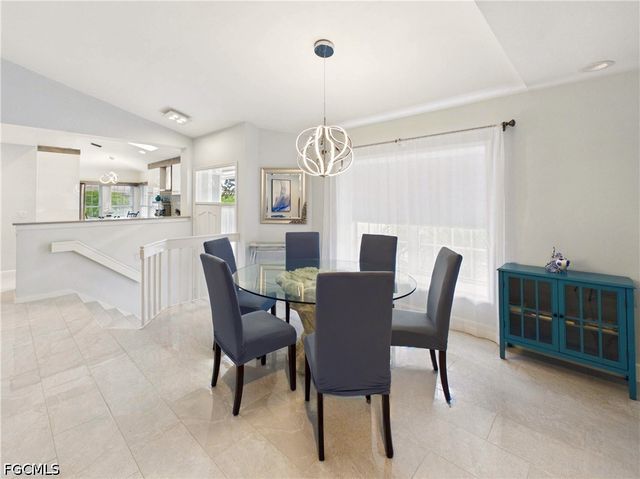 27171 Enclave DR, Bonita Springs, FL 34134