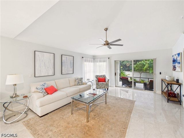 27171 Enclave DR, Bonita Springs, FL 34134