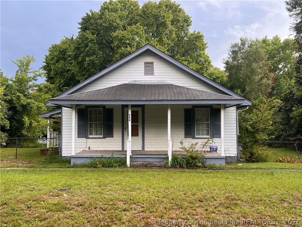 309 N Farmers Road, Fayetteville, NC 28311 — exterior