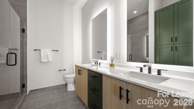 124 E Kingston Avenue B1-B, Charlotte, NC 28203