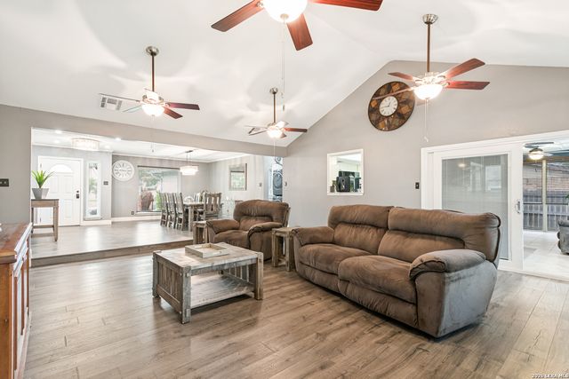 4631 BARHILL ST, San Antonio, TX 78217
