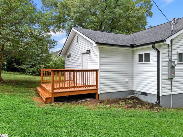 206 Claremont Street, Gaffney, SC 29341