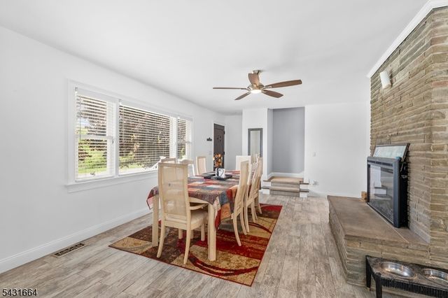 323 Main St, Ogdensburg Boro, NJ 07439