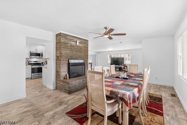 323 Main St, Ogdensburg Boro, NJ 07439
